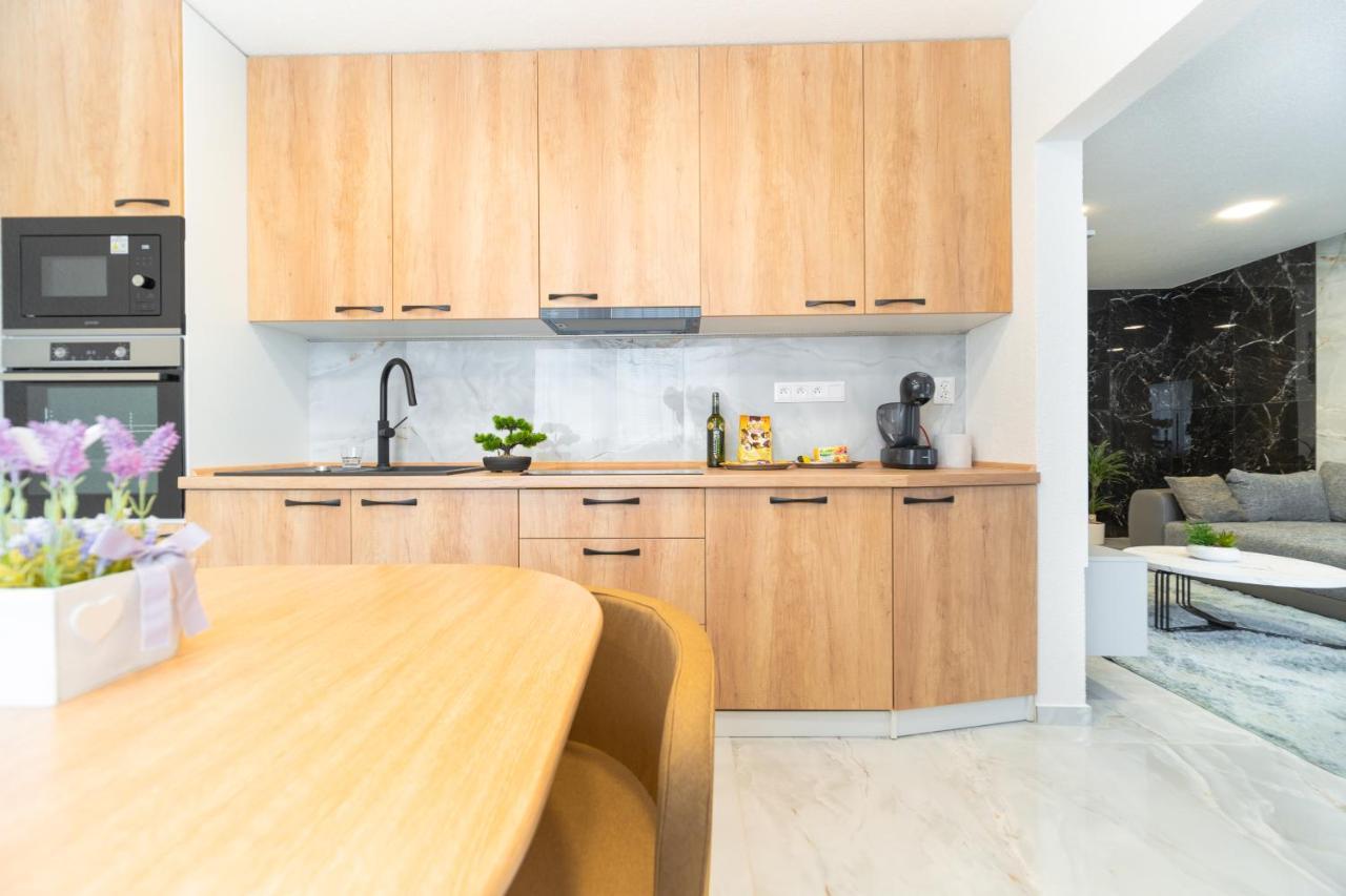 Apartman Discreet Kysucke Nove Mesto Exterior foto